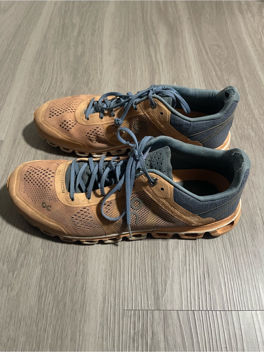 On Running Women’s Coral & Blue Sneakers